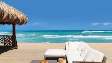 Playa privada, toallas de playa y buceo