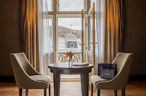 Premier Suite front view (Wellness access) | View from room