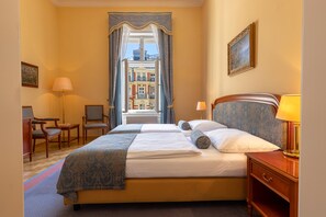 Superior Room front view (Wellness access) | Ausblick vom Zimmer