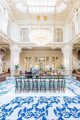 Desayuno buffet todos los días (con cargo). Grandhotel Pupp