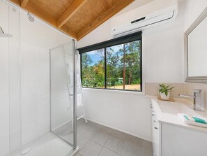 Corroboree Spa Cabin | Bagno | Doccia, set di cortesia gratuito, asciugacapelli, asciugamani