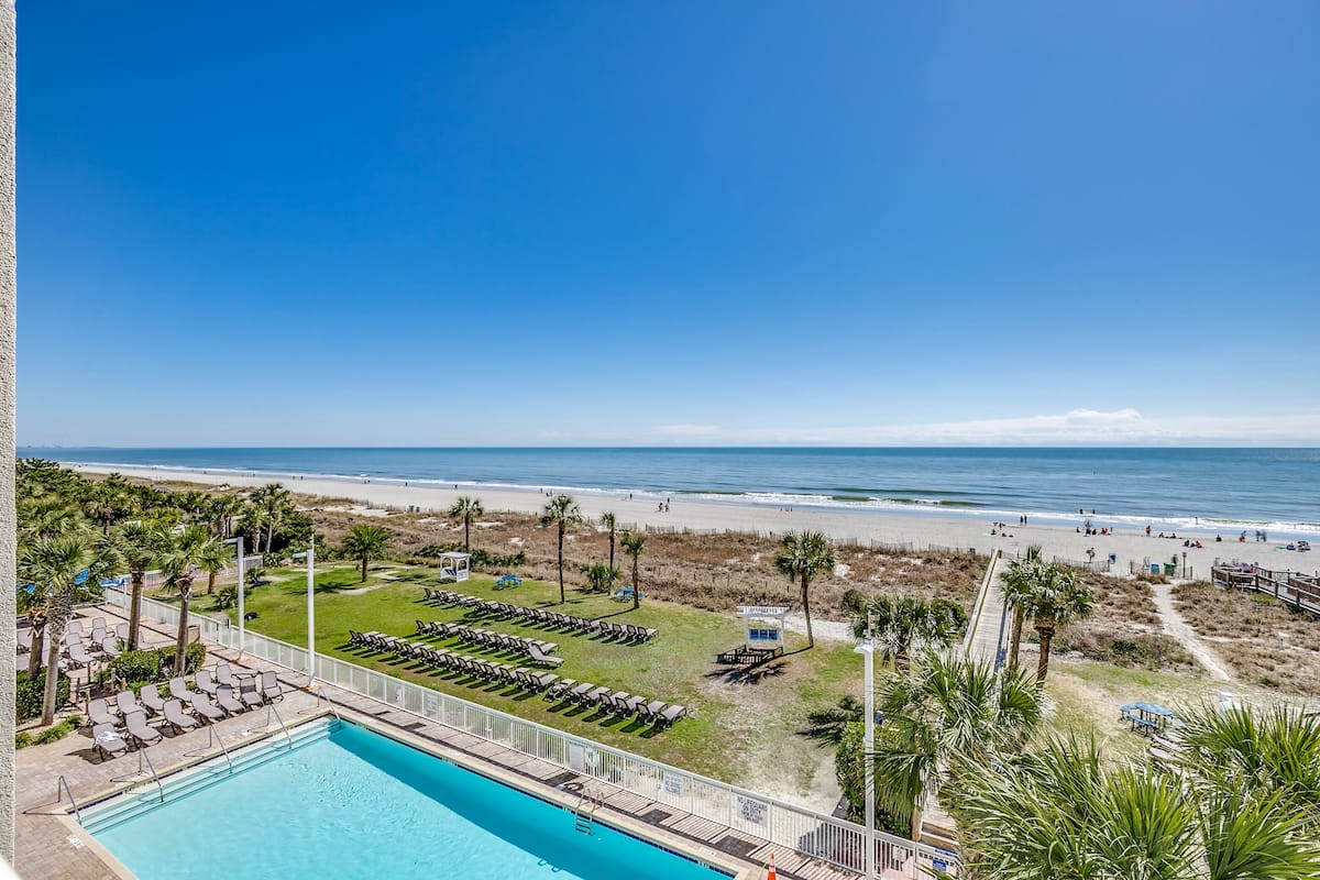 Deluxe Studio, Oceanfront | Beach/ocean view