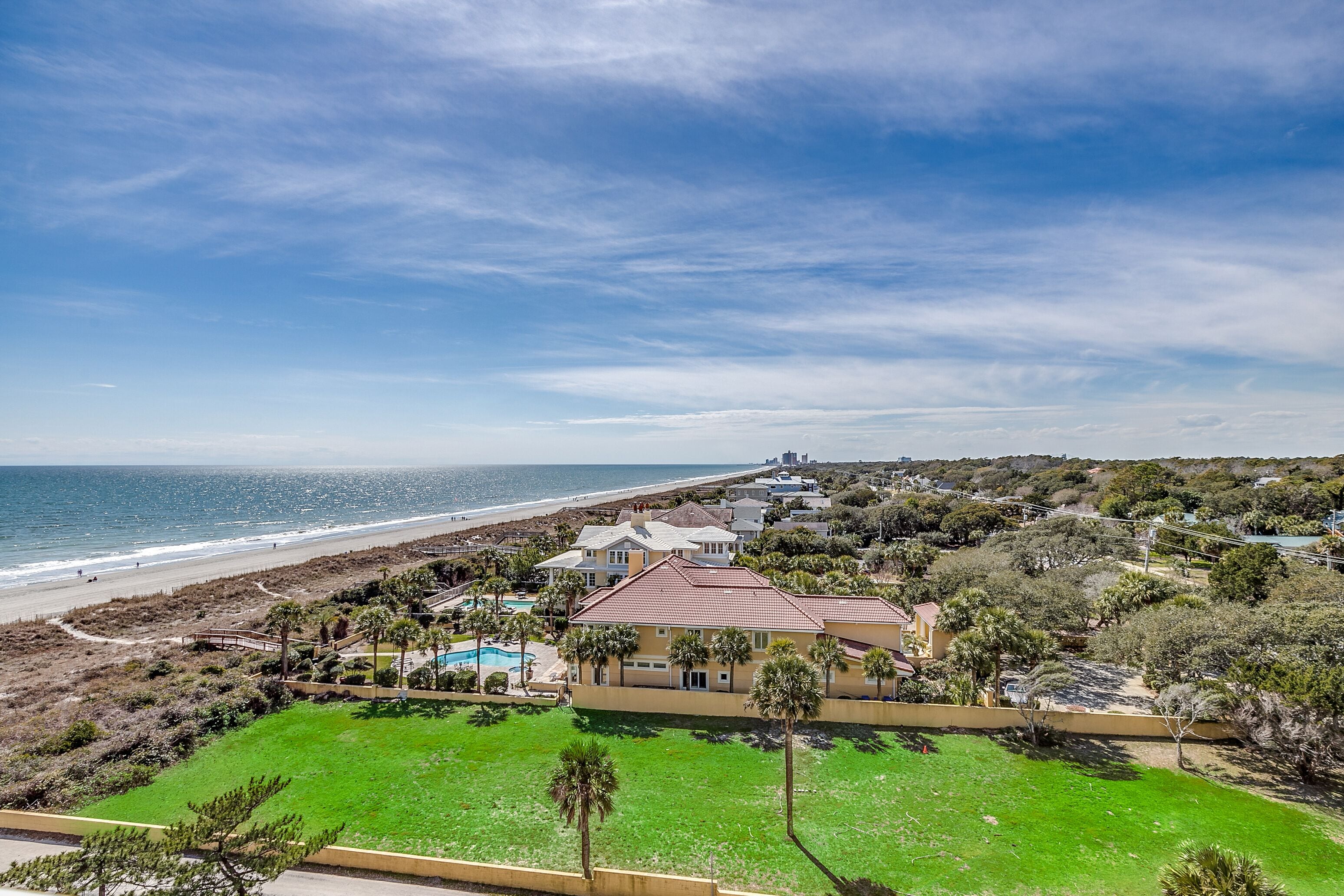 Deluxe Room, 2 Bedrooms, Oceanfront (Angle) | Beach/ocean view