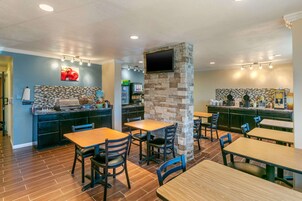 Free daily full breakfast