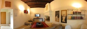 Pillowtop beds, in-room safe, desk, soundproofing - Hotel Casa Mancia (Foligno)