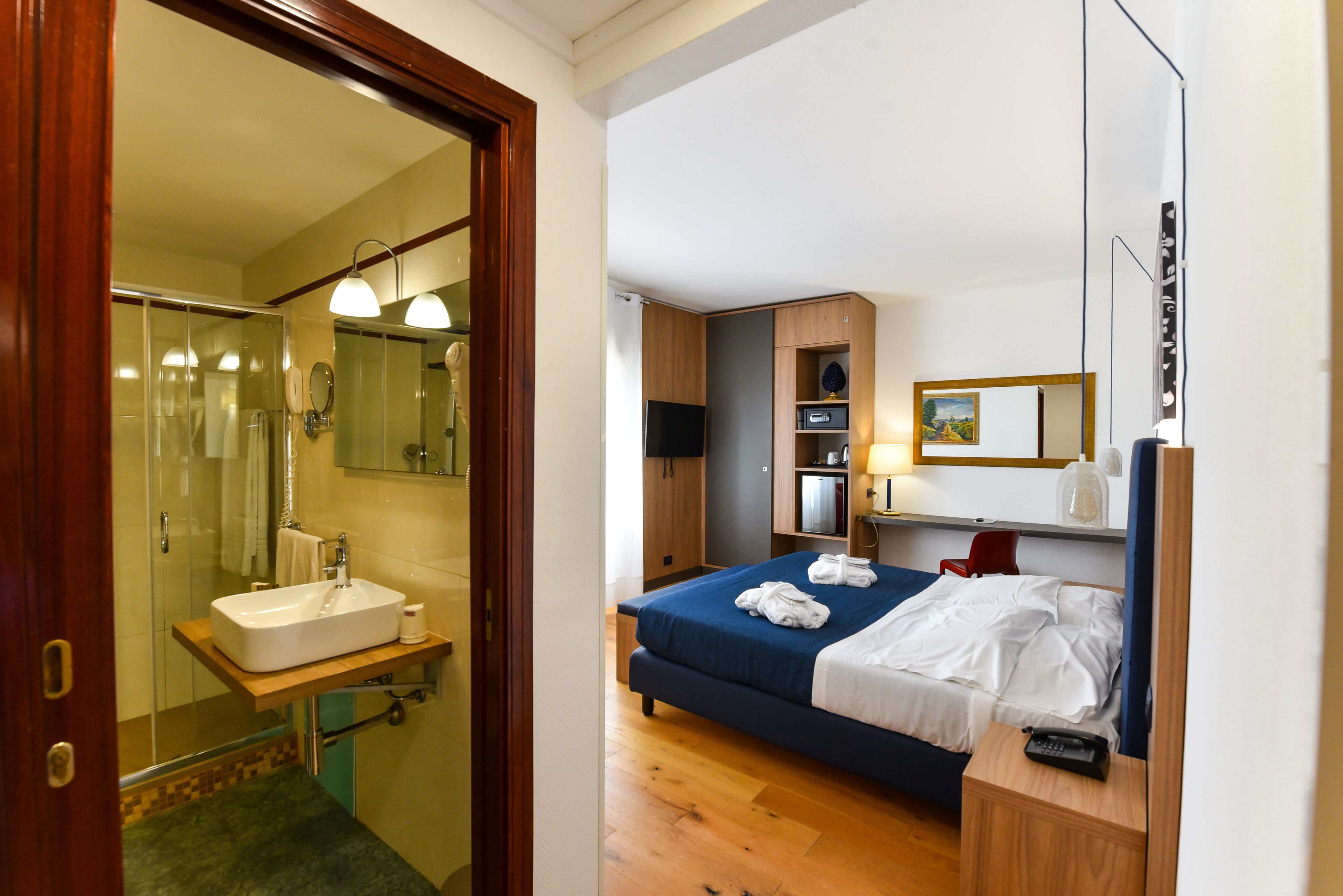 superior double room, valley view | minibar, in-room safe, desk, laptop workspace