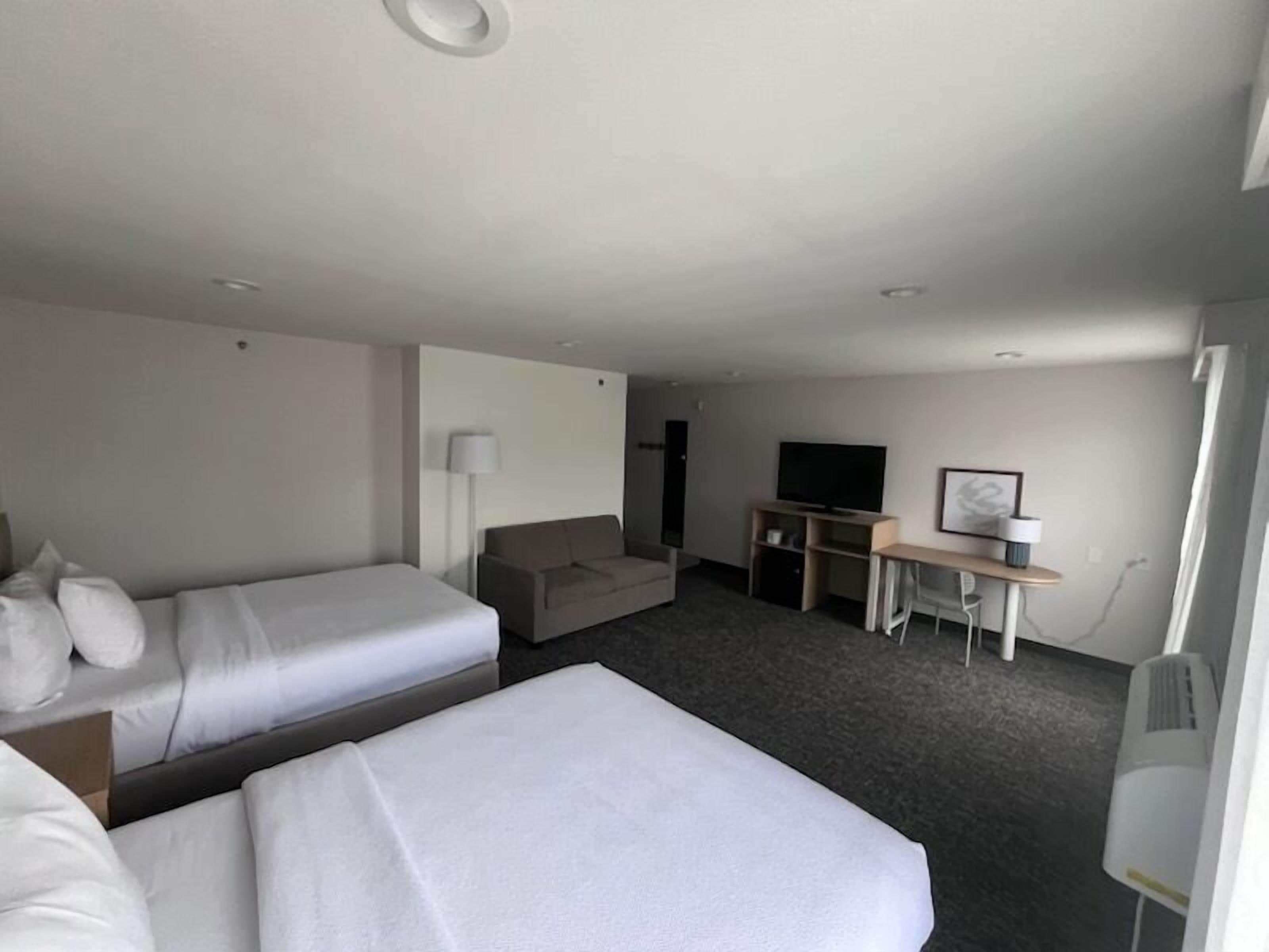 room, multiple beds | desk, iron/ironing board, free wifi, bed sheets