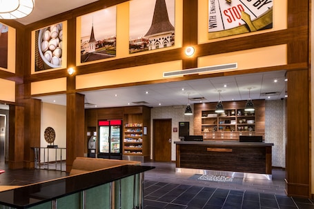 Lobby lounge