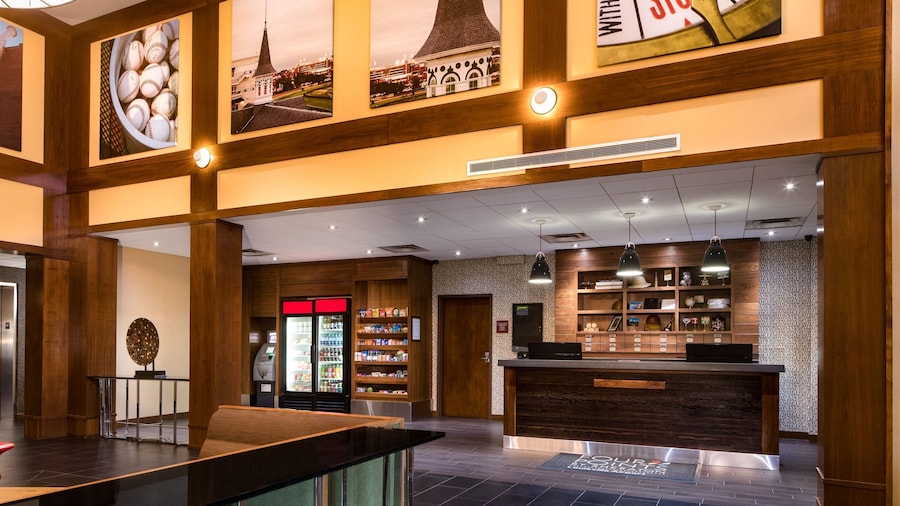 Four Points by Sheraton Louisville Airport