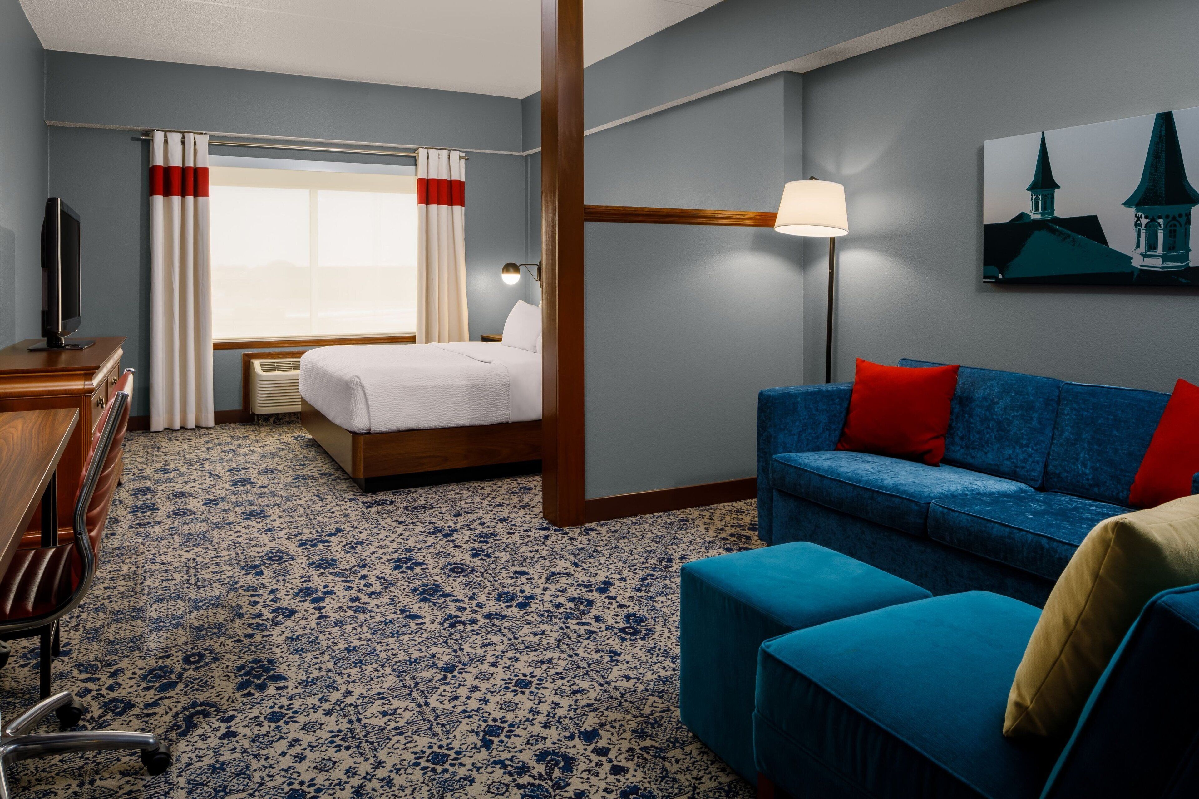 studio, 1 king bed with sofa bed, non smoking | 1 bedroom, hypo-allergenic bedding, down duvets, pillow-top beds