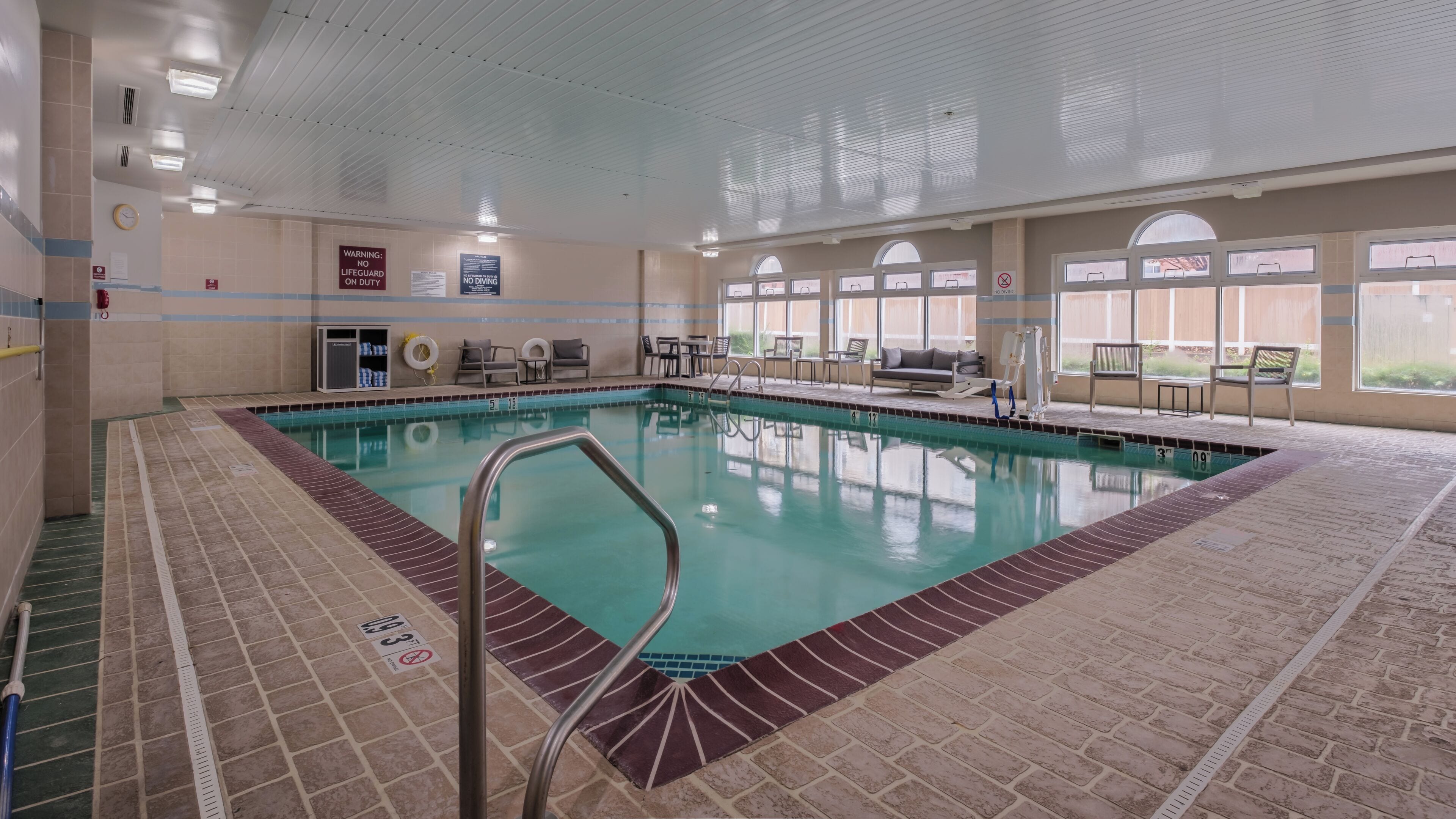 Foto - Four Points by Sheraton Louisville Airport