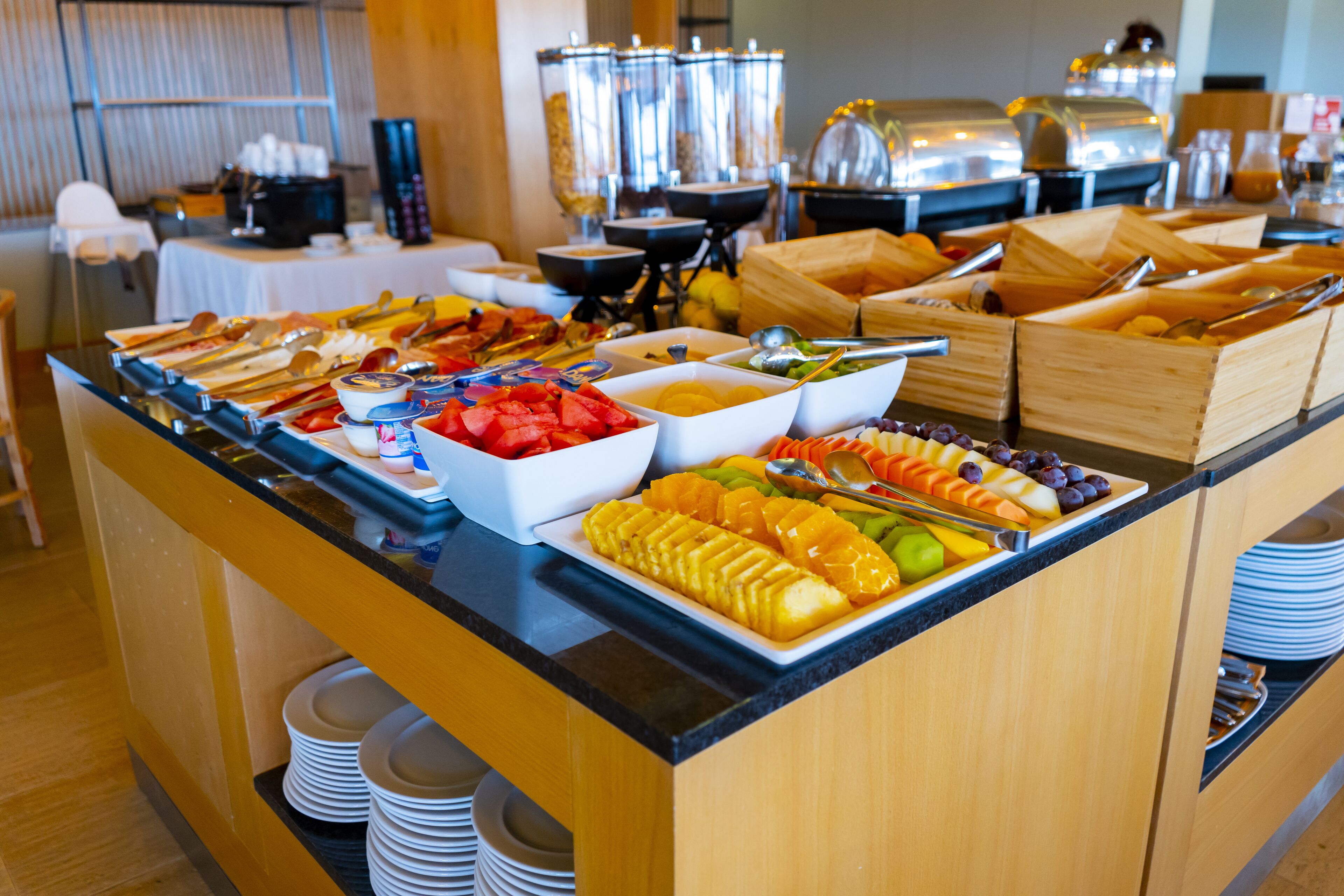 Daily buffet breakfast for a fee