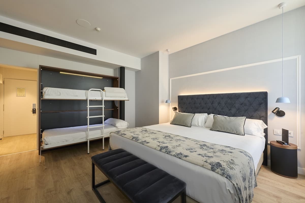 Chambre Familiale (Premium)