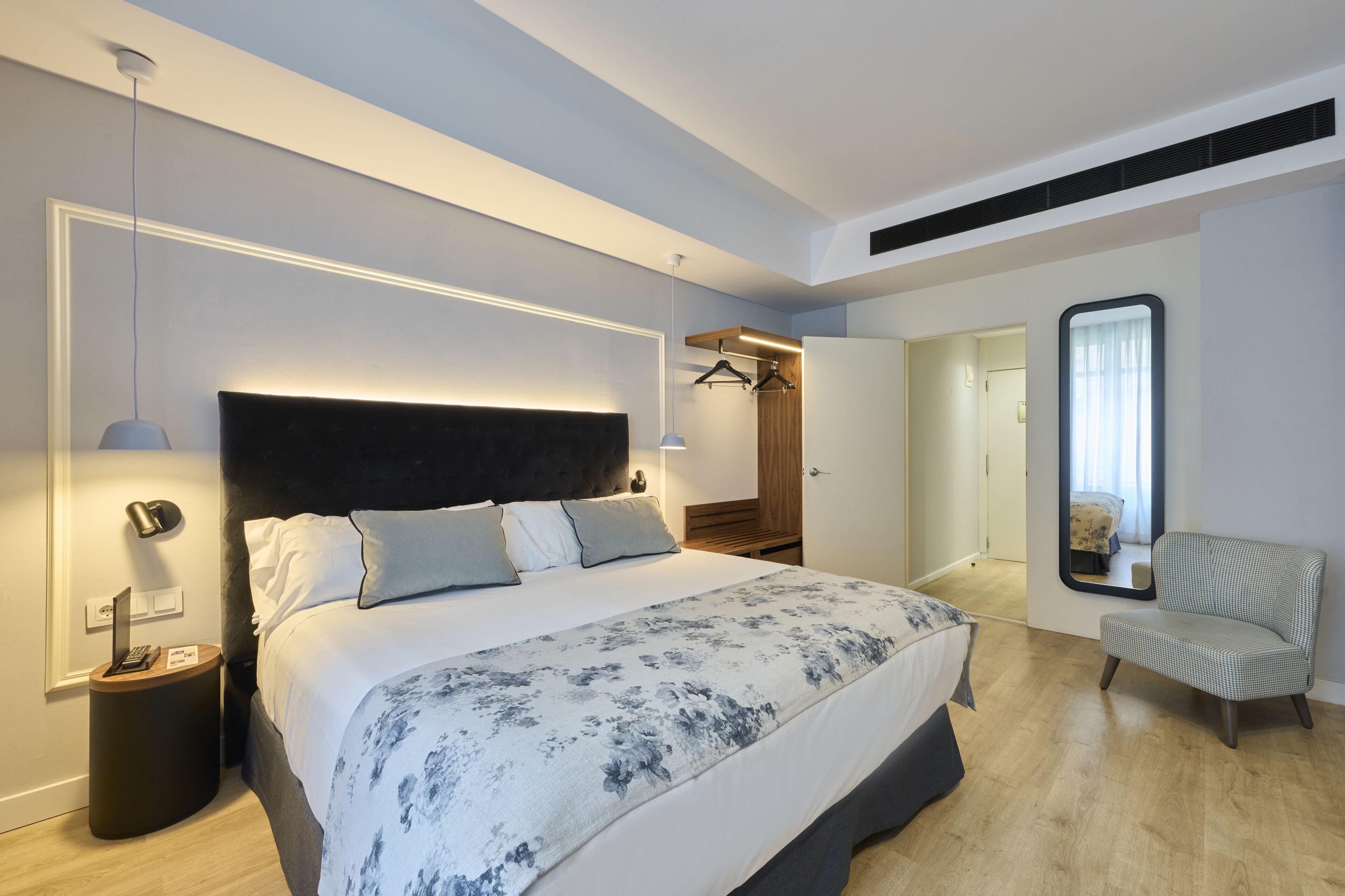 Minibar, in-room safe, desk, soundproofing