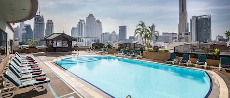 Outdoor pool, open 10 AM to 9 PM, sun loungers