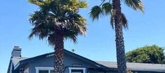 Monterey Fireplace Inn