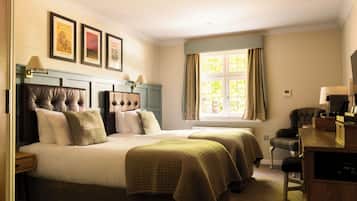 Deluxe King/Twin Room