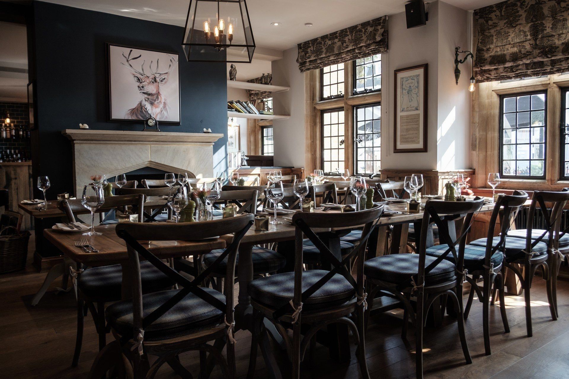 Breakfast, lunch, dinner served; British cuisine, alfresco dining 