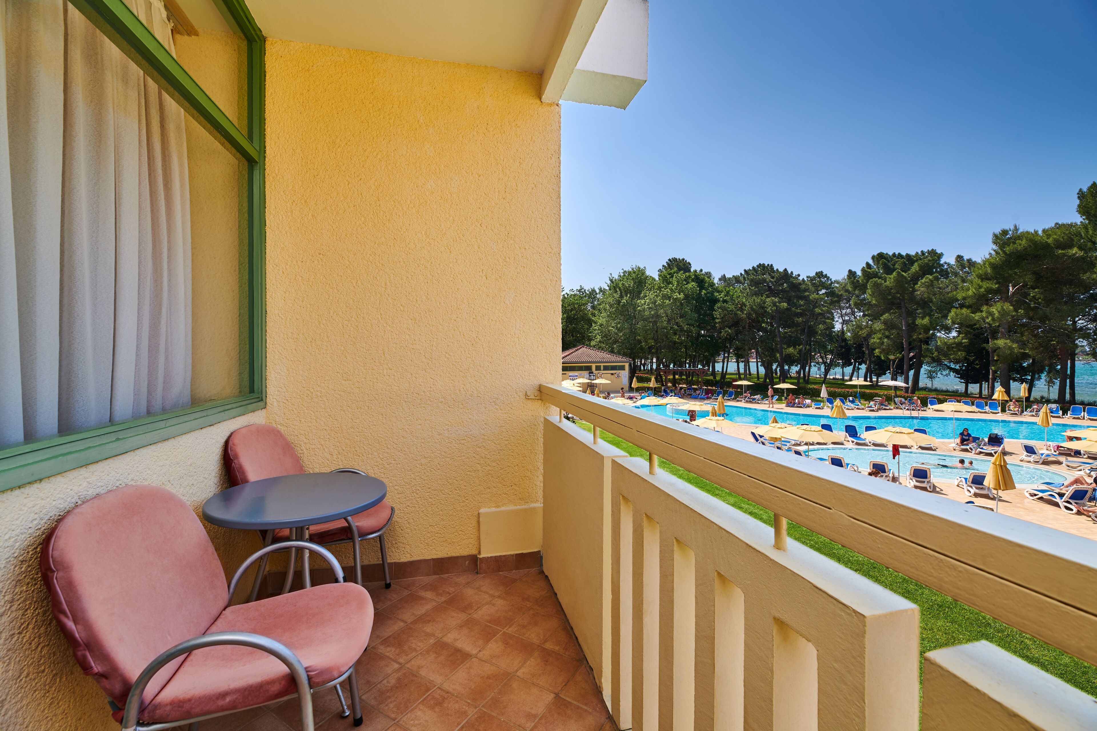 Premium room with balcony, Sea side | Utsikt fra rommet