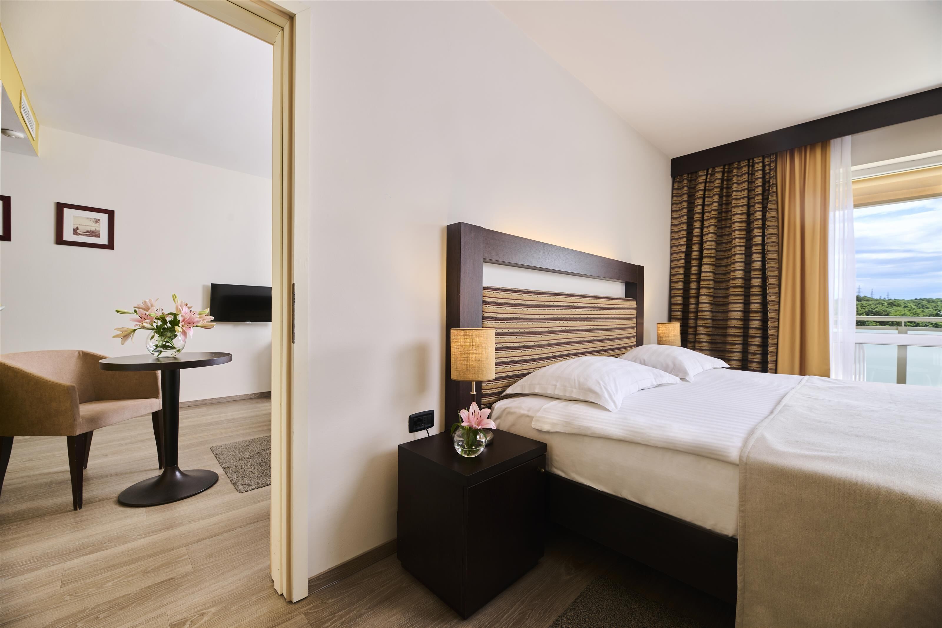 minibar, in-room safe, desk, blackout curtains