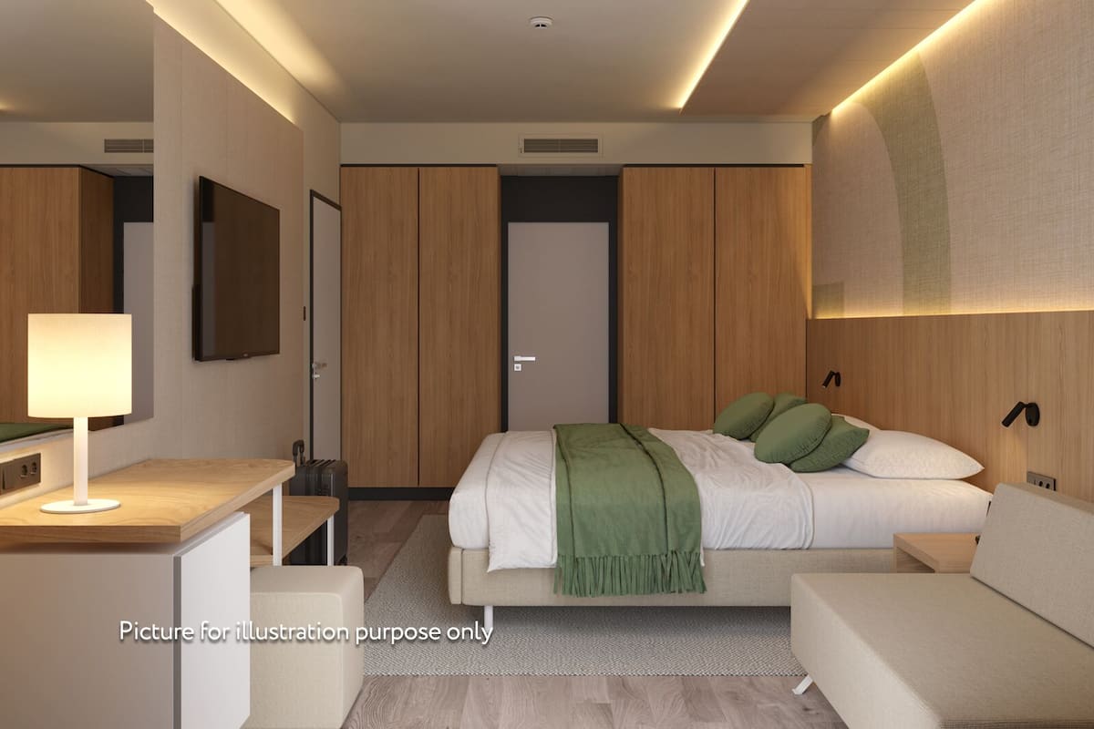 Suíte, sacada | Frigobar, cofres nos quartos, escrivaninha, cortinas blackout