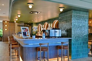 Bar (in der Unterkunft)