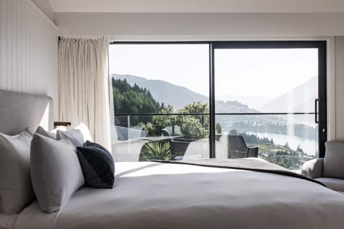 Luxury-Zimmer, Seeblick | 1 Schlafzimmer, hochwertige Bettwaren, Daunenbettdecken