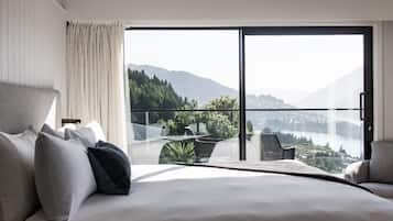 Lakeview Luxe | 1 bedroom, premium bedding, down comforters, pillowtop beds