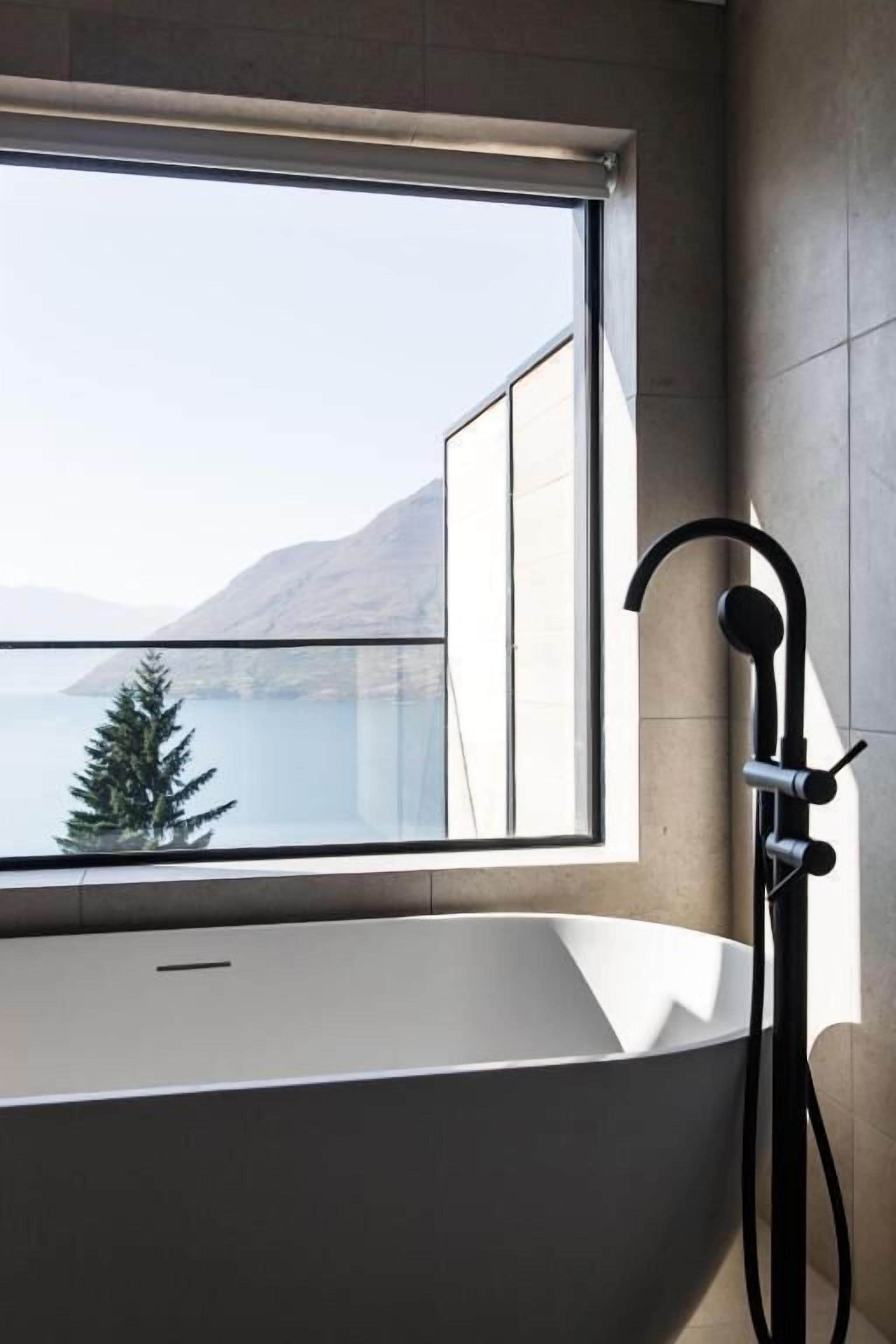 lakeview luxe | 1 bedroom, premium bedding, down duvets, pillow-top beds