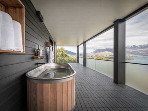 Luxus szoba, kilátással a hegyre | Terasz/udvar
