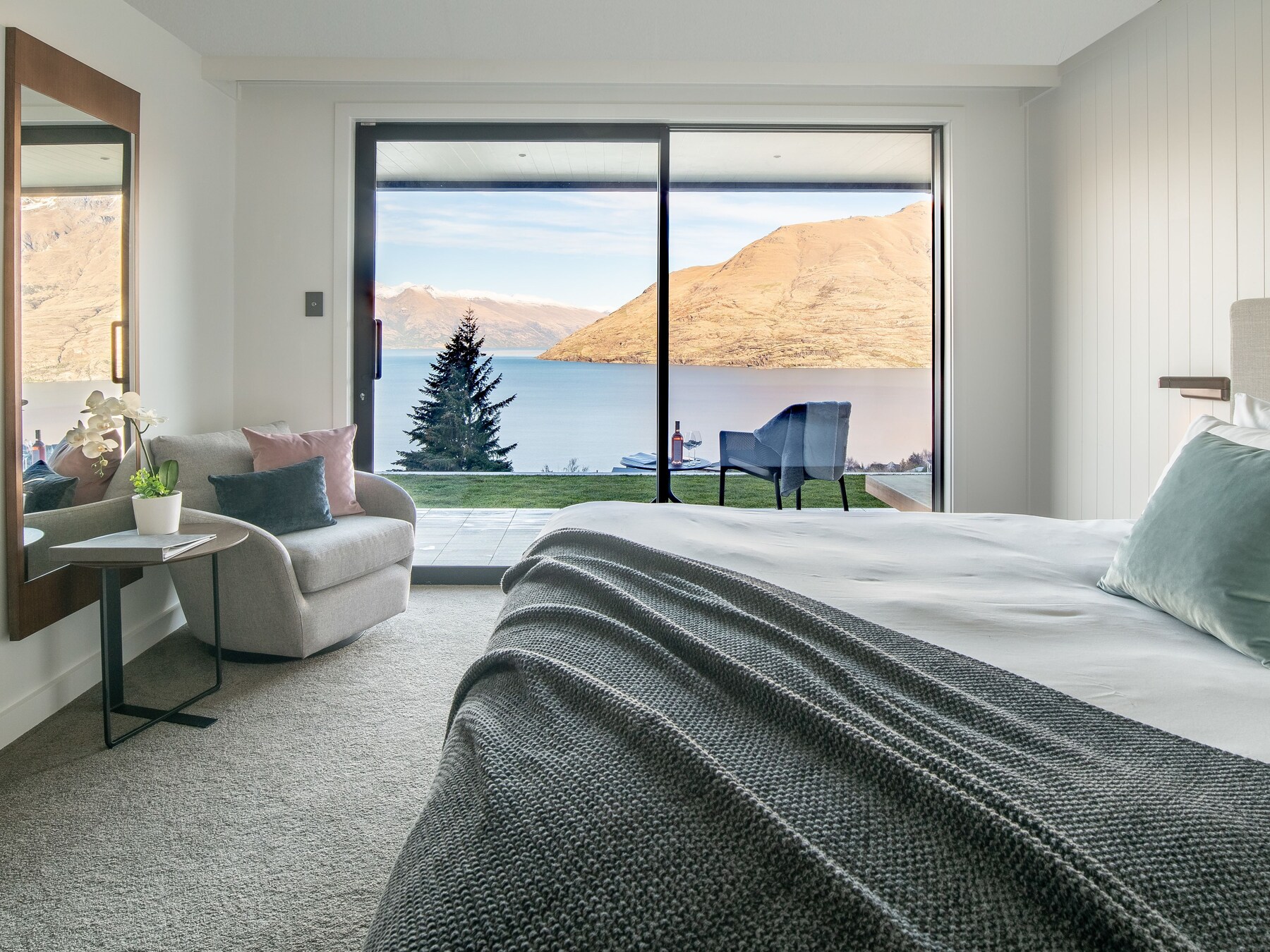 Tahuna Lakeview Room | 1 bedroom, premium bedding, down duvets, pillow-top beds