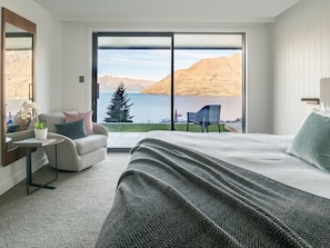 Chambre, vue sur le lac (Tahuna) | 1 chambre, literie de qualité, couette en duvet