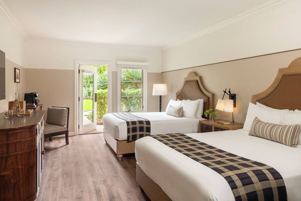 premium bedding, in-room safe, iron/ironing board, internet