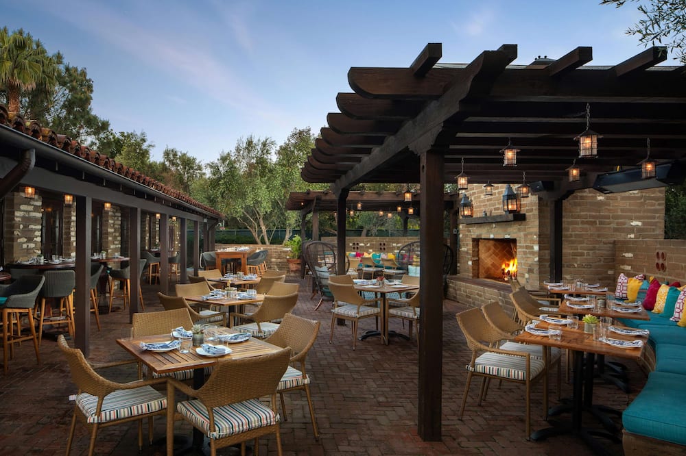 Estancia La Jolla Hotel & Spa