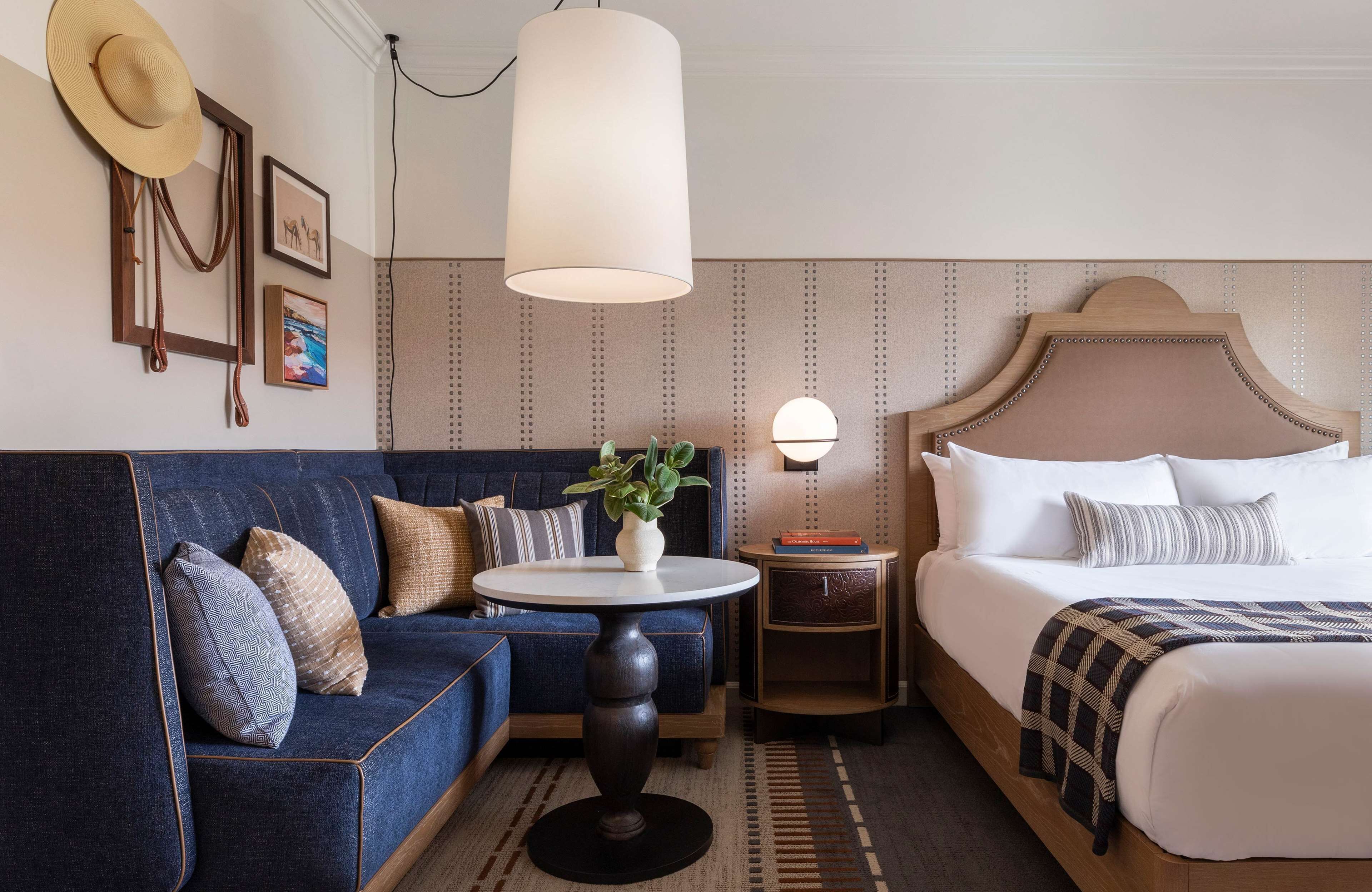 Pool View King | Premium bedding, in-room safe, iron/ironing board, Internet