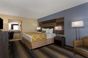 Room, 1 King Bed, Non Smoking | Laptop workspace, blackout drapes, iron/ironing board, free WiFi