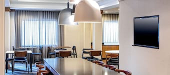 แฟร์ฟิลด์ อินน์แอนด์สวีทส์ บายแมริออท ซาราโตกา มัลตา