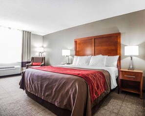 Strykejern/-brett og barnesenger (inkludert)