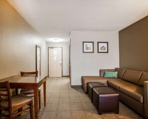 Planxa i posts de planxar, bressols gratuïts i llits addicionals 