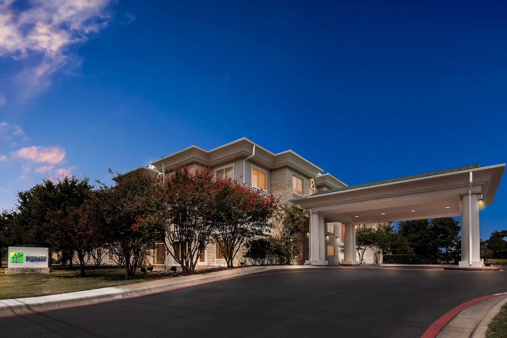 Holiday Inn Express & Suites Austin SW - Sunset Valley by IHG