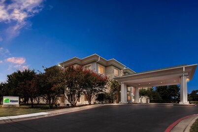 Holiday Inn Express & Suites Austin SW - Sunset Valley by IHG