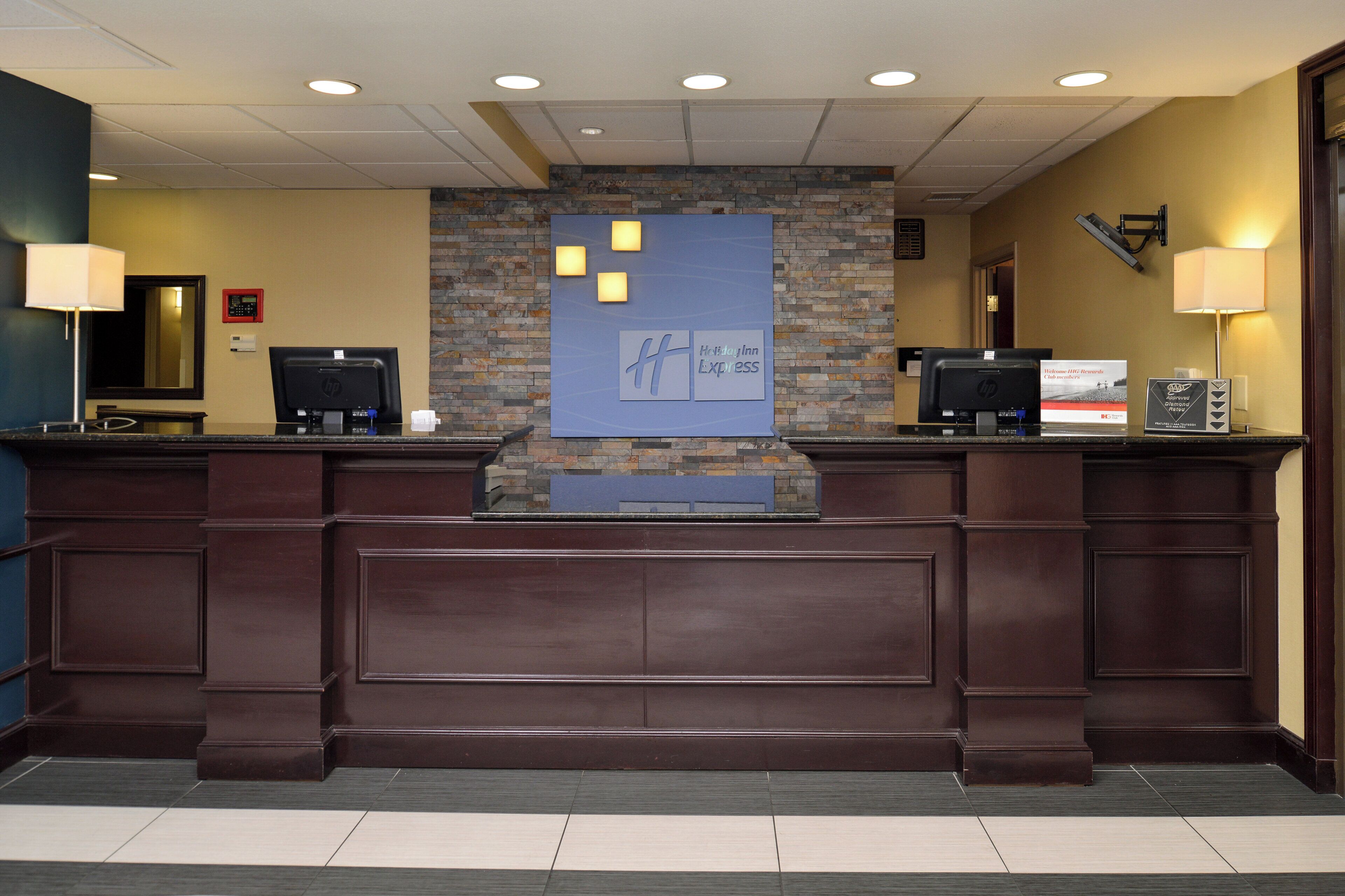 Photo - Holiday Inn Express & Suites Austin SW - Sunset Valley by IHG
