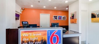 Motel 6 Schiller Park, IL - Chicago O'Hare