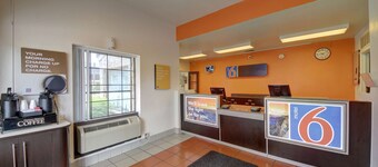 Motel 6 San Antonio, TX - Downtown - Market Square