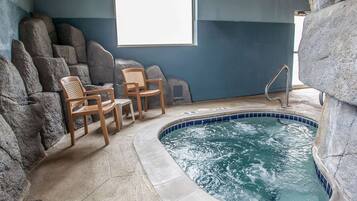 Indoor pool, pool loungers