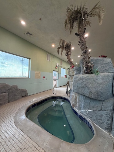 Quality Inn & Suites Hannibal West