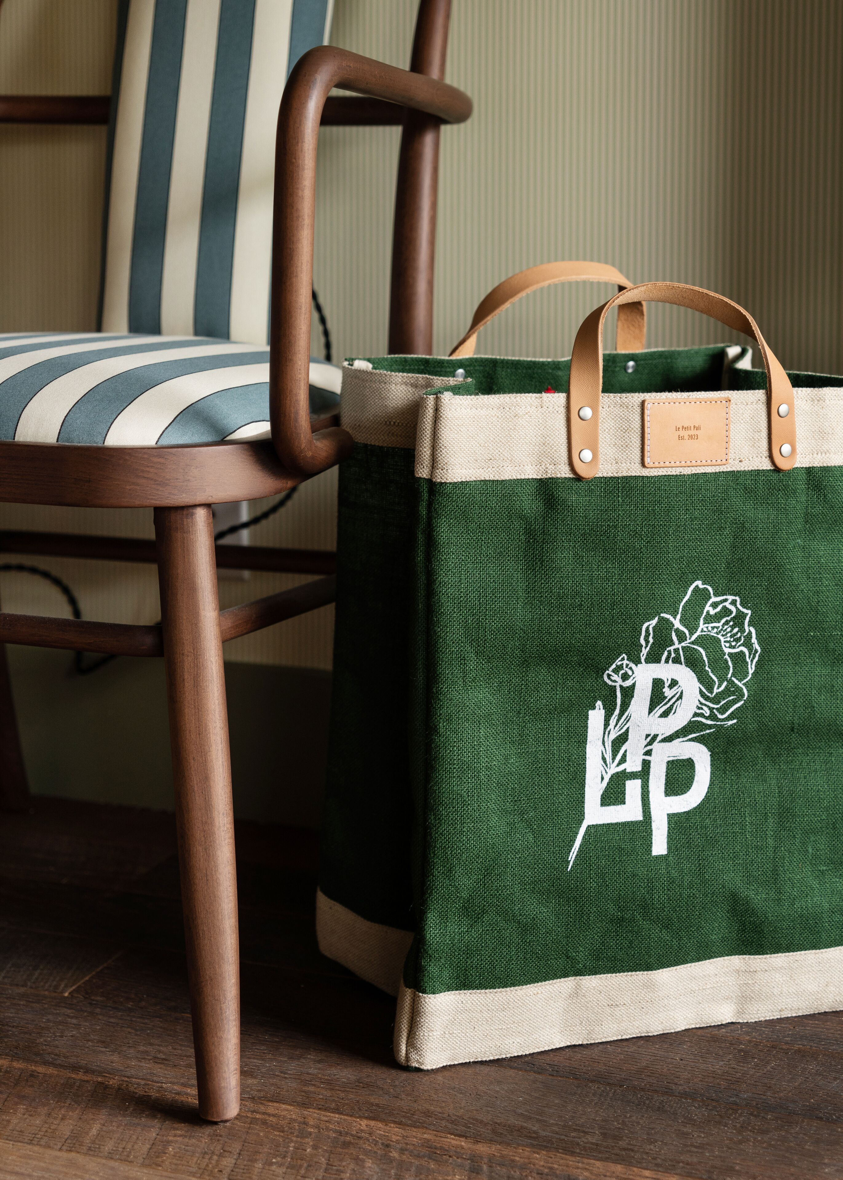 egyptian cotton sheets, premium bedding, pillow-top beds, minibar