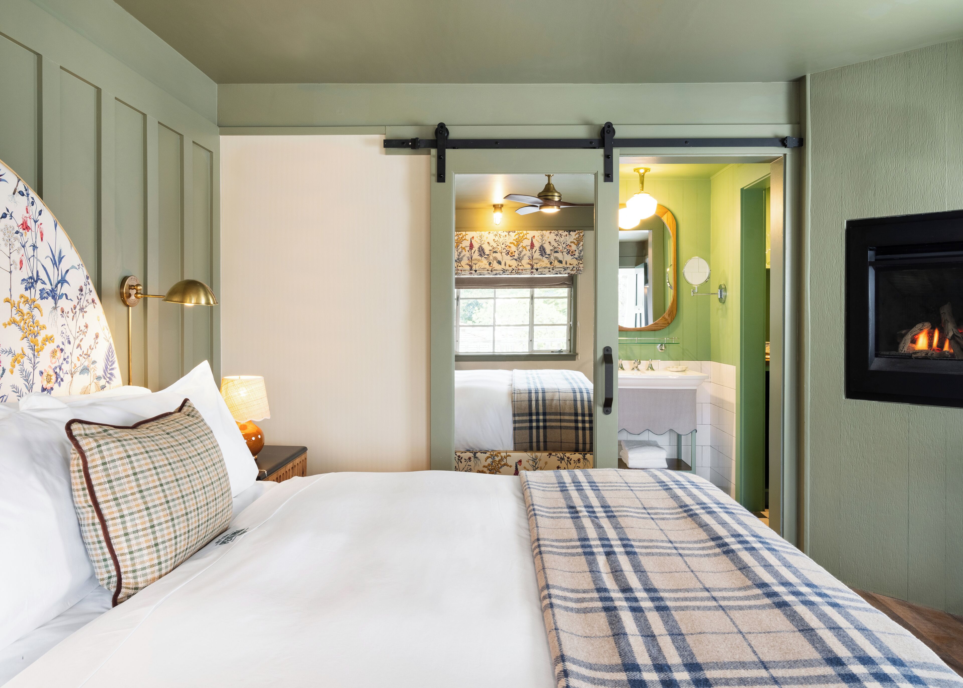 egyptian cotton sheets, premium bedding, pillow-top beds, minibar