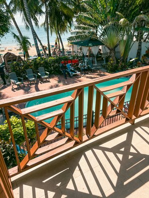 Panoramic Room | Terrace/patio