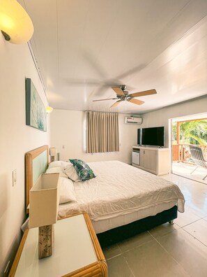 Panoramic Room